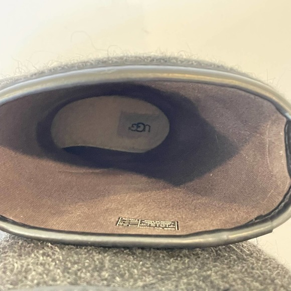 UGG Reignfall rain boot black gray 7 - Picture 3 of 9